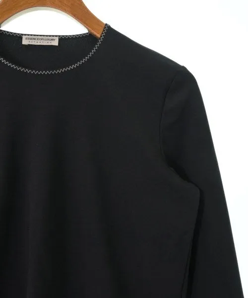 ESSENCEOFLUXURY Tee Shirts/Tops